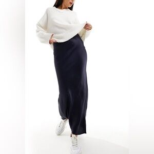 stradivarius Navy Satin Midi Skirt